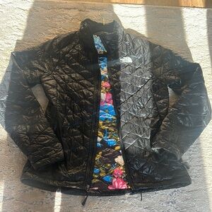 The North Face Black Puffer Jacket with Quilted Design size small